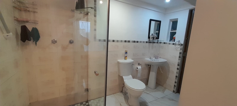 4 Bedroom Property for Sale in Gordon Strand Estate Western Cape